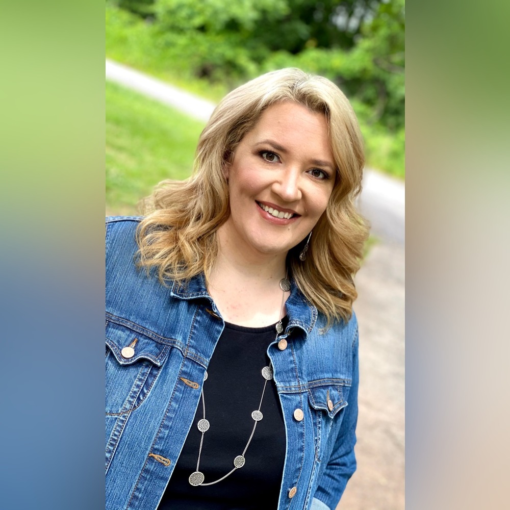 Meet your Posher, Anita